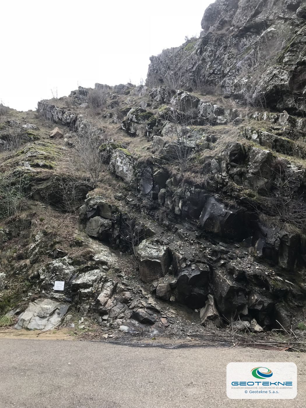 Rivestimento in parete a Rocca Ricciarda